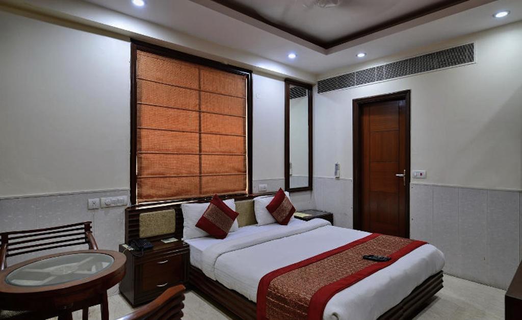 Hotel The Daanish Residency - Karol Bagh New Delhi Exterior photo